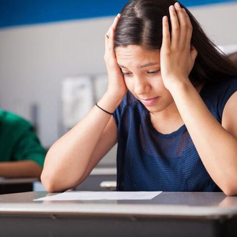 stresli bir öğrenci